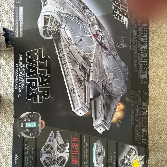 Star Wars Millennium Falcon Drone - White and Red - Picture 4 of 6